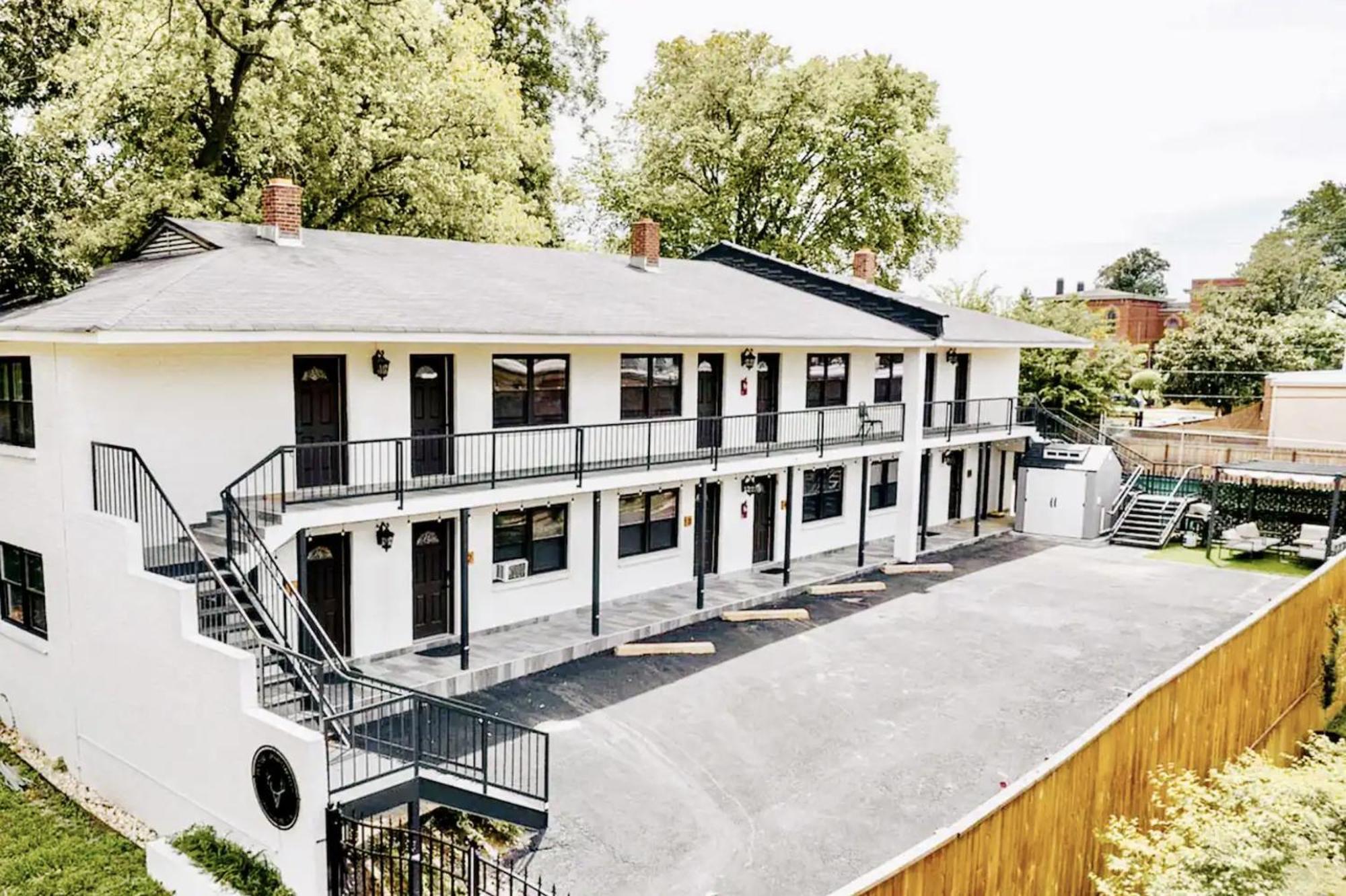The Moose #6 - Modern Luxe Studio With Free Parking & King Bed Мемфис Экстерьер фото